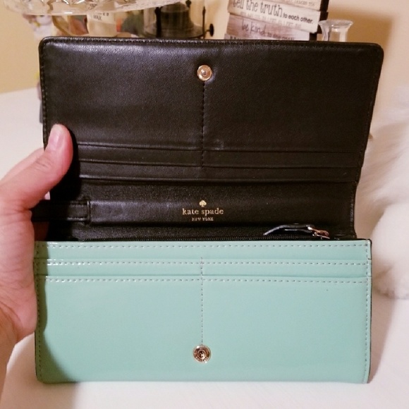 💜 SOLD 💗Auth Kate Spade Wallet - Picture 5 of 6